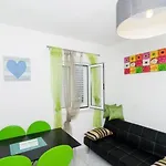 Apartament Ammos - One Bedroom With Shared Terrace And Sea View Veliki *